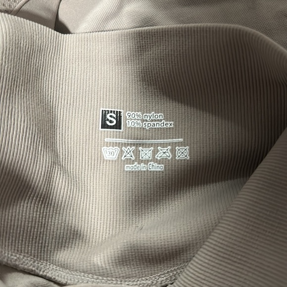 2 Pairs Workout Leggings - Picture 4 of 4